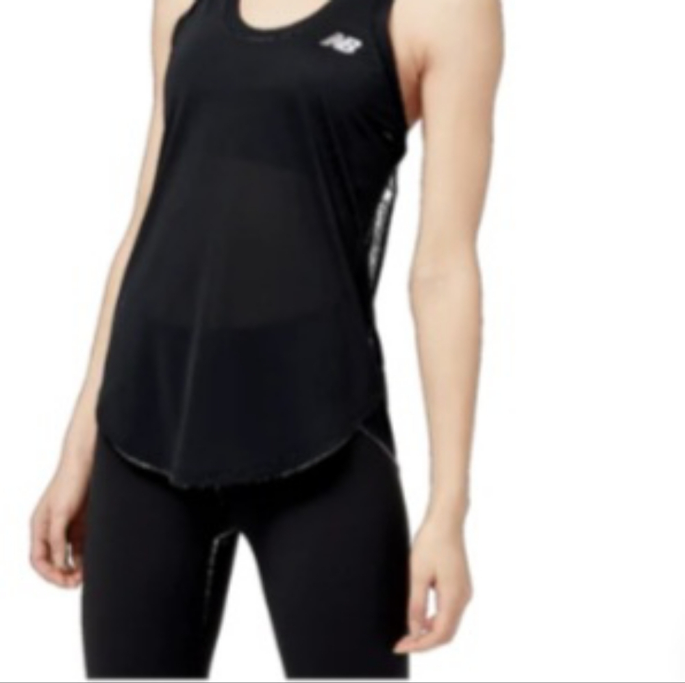 NWT New Balance womans size M accelerate tank top